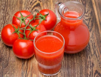 Названы опасные свойства томатного сока для здоровья