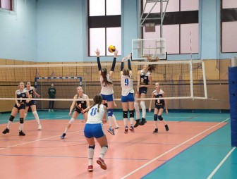 Гродно принимает областной Рождественский турнир по волейболу
