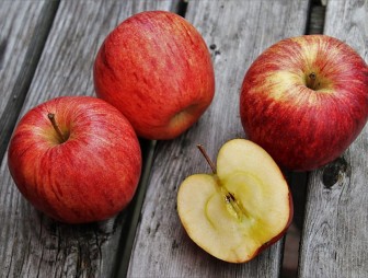 Когда употребление яблок опасно для здоровья