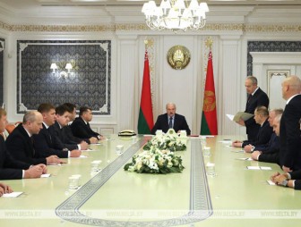 Лукашенко обновил местную вертикаль власти