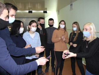 Кто лучше знает законы Беларуси? Ученики правовых классов городских школ соревновались в  знаниях