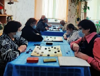 Узнайте, кто из мостовчан стал победителем соревнований по русским шашкам