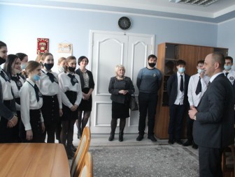 Мостовские школьники познакомились с работой районного исполнительного комитета