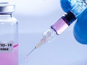 В Мостовской ЦРБ продолжается вакцинация населения против COVID-19