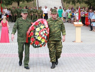 Военнообязанные, призванные на военные сборы, почтили память погибших в годы войны земляков и познакомились с историей района