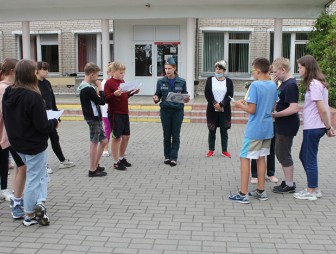 Квест-игра «Шифр 112» от МЧС сплотила воспитанников лагеря  «Пацевичи»