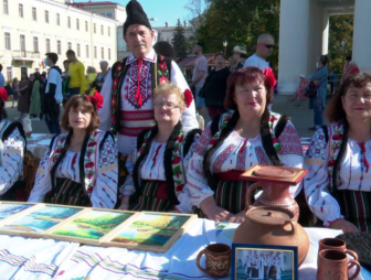 «И корейцы, и армяне, азербайджанцы». Фестиваль национальных культур в Минске – что рассказала организатор?