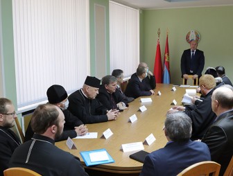 Состоялась встреча председателя Мостовского райисполкома со священнослужителями района