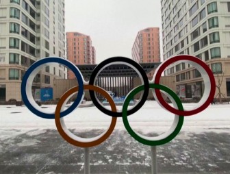Олимпийские деревни в Пекине начали принимать делегации. Предусмотрели отдельные банки, кафе и рестораны