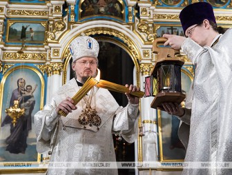 Лукашенко поздравил с праздником Пасхи Патриарха Кирилла и Митрополита Вениамина