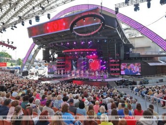 'Натхненне жыцця': гала-концерт мастеров искусств Беларуси прошел на 'Славянском базаре в Витебске'