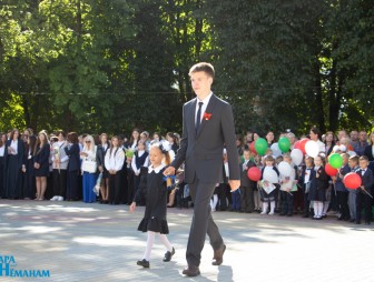 48 первоклассников пополнили дружную школьную семью  СШ №2 г. Мосты