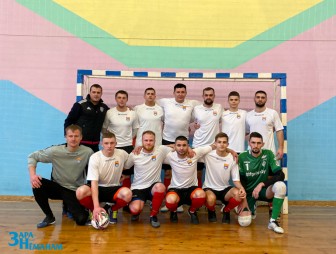 Мостовчане одержали первую победу в чемпионате области по мини-футболу