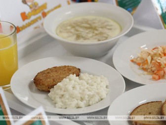 Правительство изменило правила школьного питания