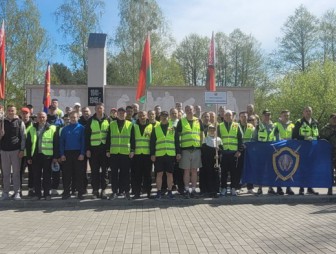 Правоохранители Мостовщины совершили велопробег в память о Великой Победе