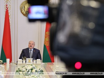 Лукашенко собрал совещание по вопросам вступительной кампании