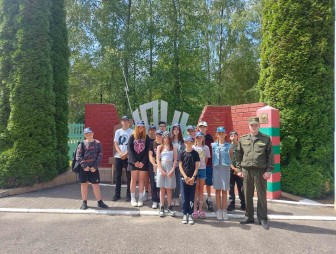 Воспитанники палаточного лагеря «Пацевичи» посетили заставу имени Феодосия Кириченко