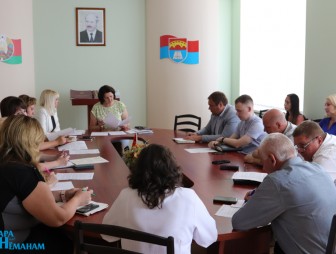 В Мостовском райисполкоме прошло заседание межведомственного совета по правам инвалидов
