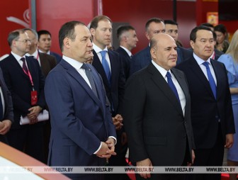 Головченко, Мишустин и Смаилов посещают белорусскую экспозицию на выставке ИННОПРОМ-2023 в Екатеринбурге