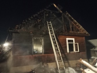 Пожар в жилом доме в городе Мосты