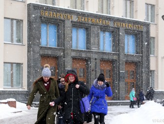 У белорусских абитуриентов появилось еще больше шансов поступить в вуз без экзаменов
