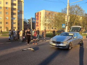 В Минске 10-летняя девочка на самокате попала под колеса авто
