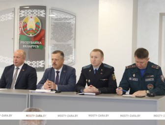 Группа информирования главы района Андрея Санько посетила коллектив Мостовского района электрических сетей