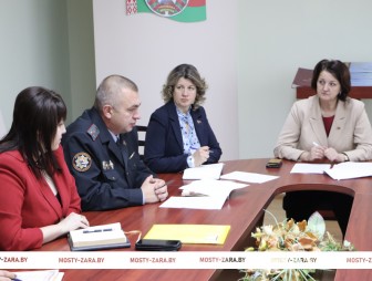 Меры профилактики пожарной и дорожной безопасности обсудили на координационном совете субъектов профилактики Мостовского райисполкома
