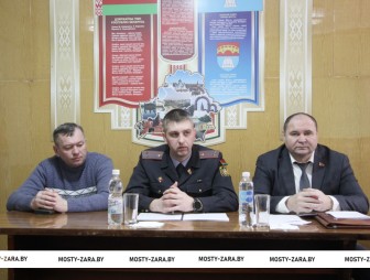 Информационная группа заместителя председателя райисполкома Сергея Горошко встретилась с жителями Куриловичского сельсовета