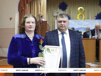 Гудевичи, Лунно, Дубно, Микелевщина. Четыре сельхозпредприятия Мостовщины в числе лучших в республике