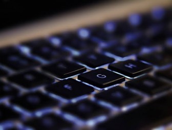 Литовцы требуют по три тысячи евро за утечку данных. Иск готовы подать около 1000 человек