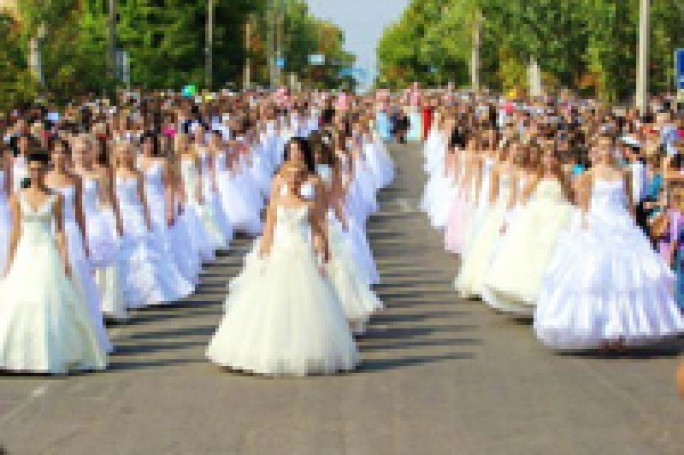 Парад невест пройдет 14 августа в Слониме