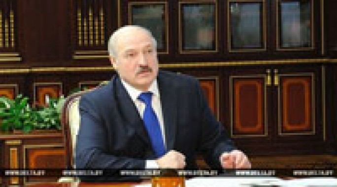 Лукашенко просит руководителей не забывать, что каждый человек имеет право на выражение собственного мнения