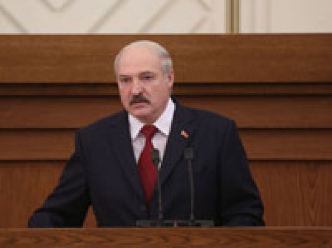 А. Лукашенко: «Беларусь  остаётся островком мира,  спокойствия и порядка»