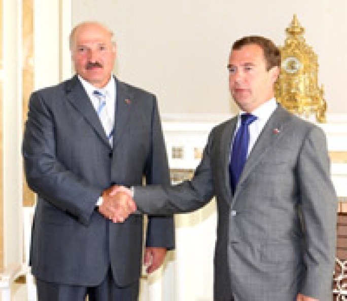 А. Лукашенко и Д. Медведев договорились в ближайшей перспективе снять проблемы, существующие в белорусско-российских отношениях