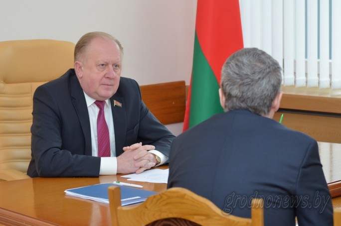 Заместитель председателя облисполкома Виктор Лискович провел прием граждан по личным вопросам
