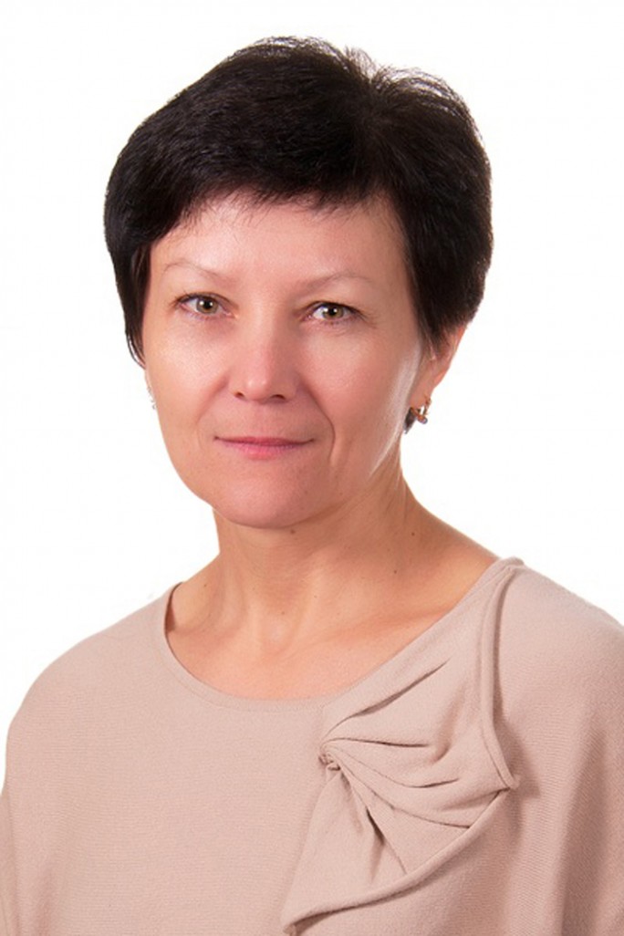 Её ученикам покоряются сложные задачи