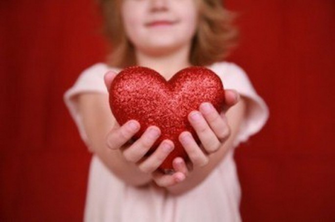 Девяноста больным детям оказали помощь за шесть лет благотворительной акции «Ангел в твоем сердце»