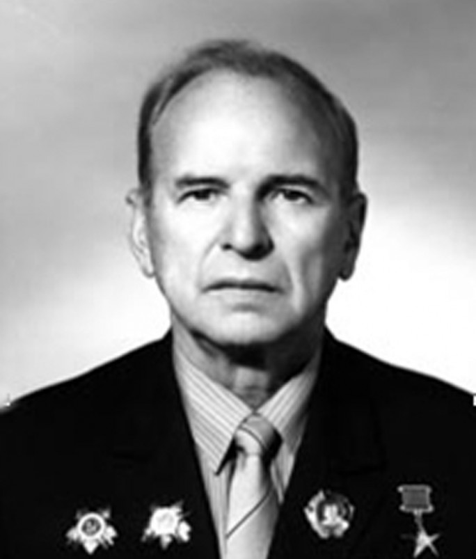 Герой труда, почётный гражданин Мостовского района