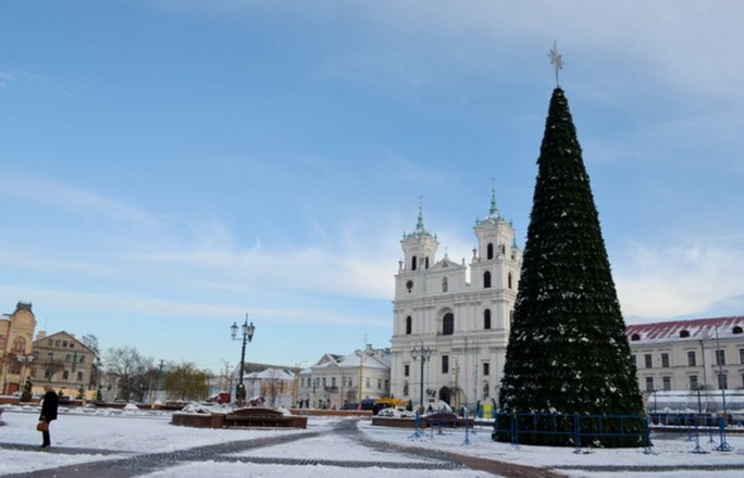 Гродно без виз впервые посетили гости из США, Ирландии и Македонии