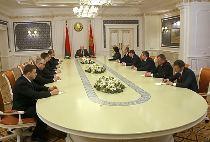 Президент Республики Беларусь Александр Лукашенко 27 января рассмотрел кадровые вопросы