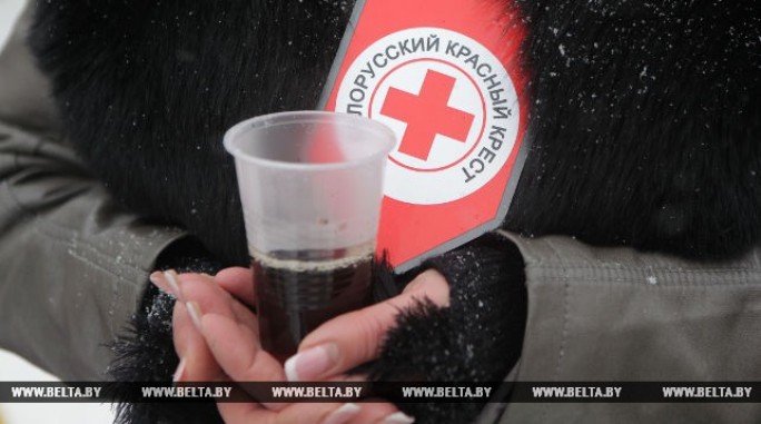 Волонтеры Красного Креста помогут водителям, попавшим в сложную ситуацию на дороге в морозы