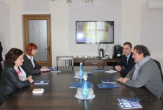 ОАО «Молочный Мир» посетил представитель Управления Верховного комиссара ООН по делам беженцев в Беларуси Жан Ив Бушарди