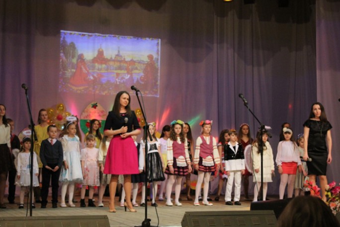 В Мостах прошел праздничный пасхальный концерт