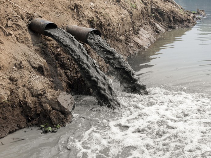 НЕ ДОПУСКАЙТЕ ЗАГРЯЗНЕНИЕ ВОДОЁМОВ!