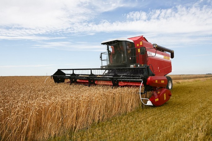 На уборку зерновых в Гродненской области вышли 25 новых комбайнов
