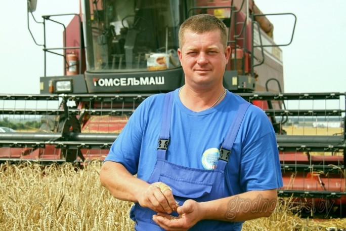 Комбайнер Иван Валюшко: «Хлеб любит, чтобы с ним работали аккуратно»