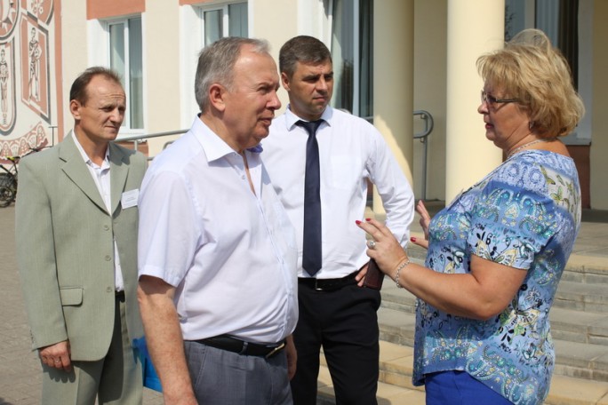 Вице-премьер Беларуси Василий Жарко посещает Сморгонщину