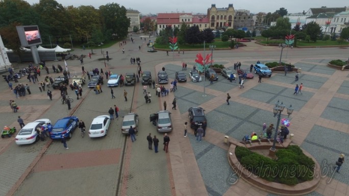 Автопробег «889 км любви» автомотолюбители Гродно посвятили Дню рождения города