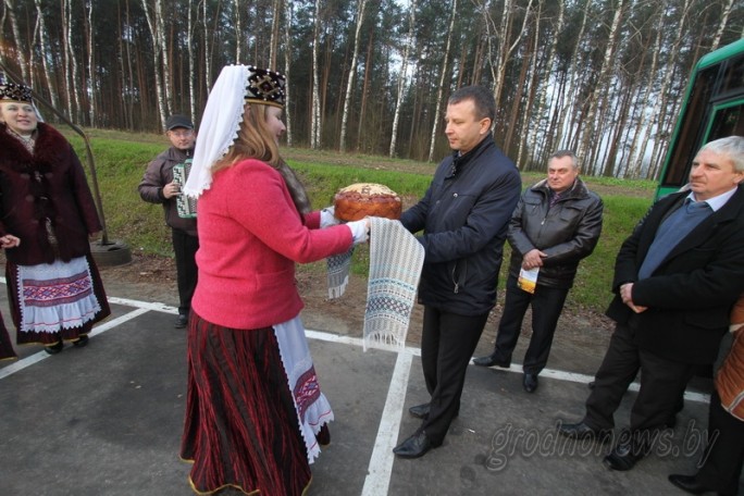 Свислочь принимает гостей. На границе Свислочского района встречают первые делегации участников областных «Дажынак»